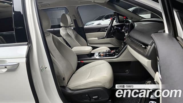 Kia Carnival 4세대 Signature, 2023 10