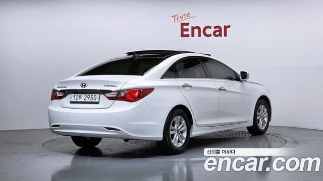 Hyundai YF Sonata LPI top, 2012 2