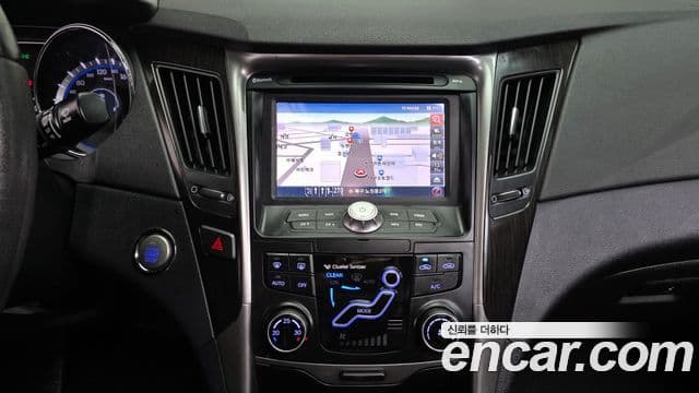 Hyundai YF Sonata LPI top, 2012 14