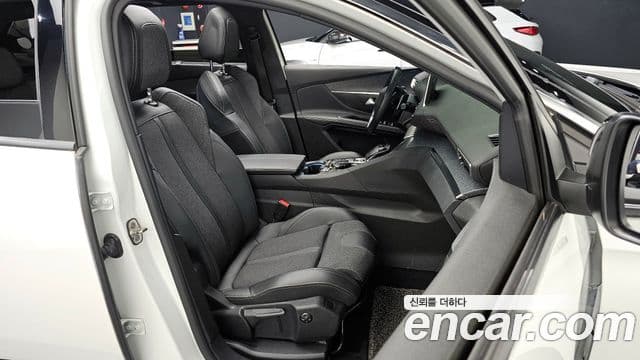 Peugeot 5008 2세대 1.5 BlueHDi GT Line, 2021 10