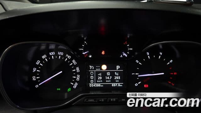 Ситроен / DS C3 Эйркросс (Aircross) 1.5 BlueHDi Shine, 2021 8