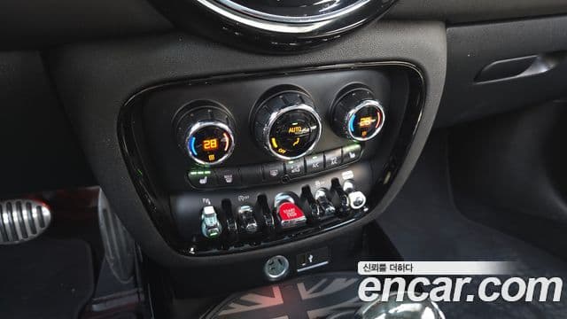 Mini Cooper S 클럽맨 2세대, 2023 17