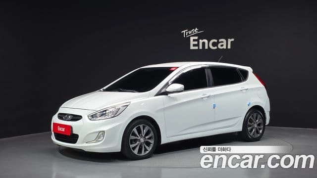 Hyundai Accent(новый кузов / новое поколение) Premium, 2015 1