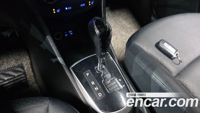 Hyundai Accent(новый кузов / новое поколение) Premium, 2015 9