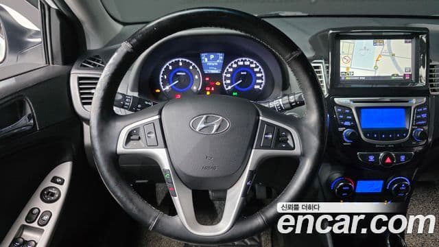 Hyundai Accent(новый кузов / новое поколение) Premium, 2015 14