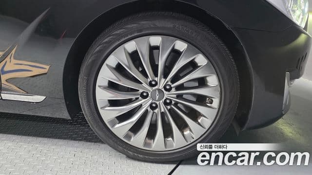 Genesis EQ900 Premium Luxury, 2017 все фото