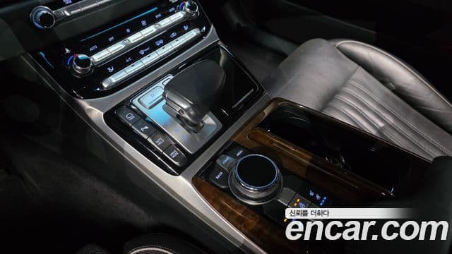 Genesis EQ900 Premium Luxury, 2017 9