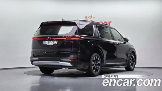 Kia Carnival 4세대 Signature, 2021 2