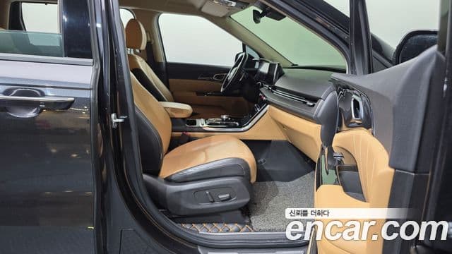 Kia Carnival 4세대 Signature, 2021 11