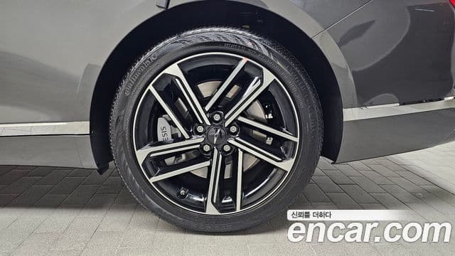 Genesis G80 (RG3) бензин 2.5 турбо AWD, 2026 все фото