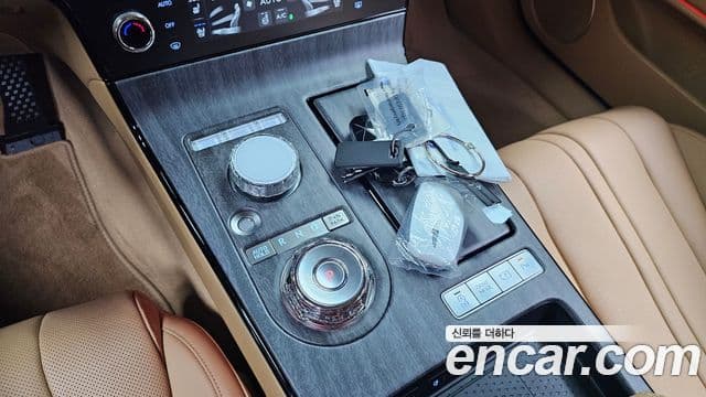 Genesis G80 (RG3) бензин 2.5 турбо AWD, 2026 9