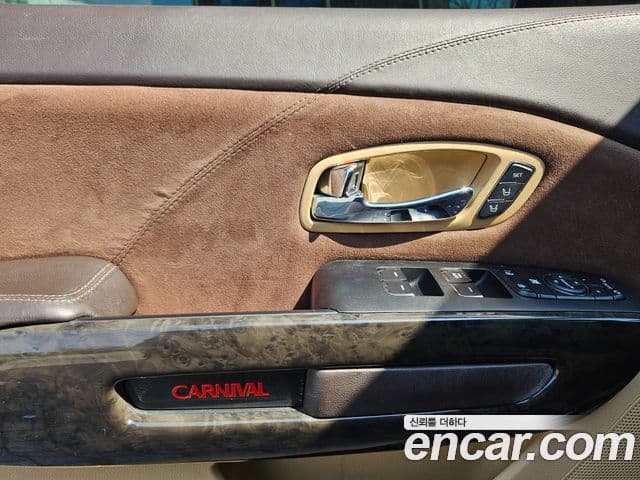 Kia The / новый New Carnival Noblesse Special, 2019 11