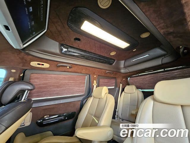 Kia The / новый New Carnival Noblesse Special, 2019 16