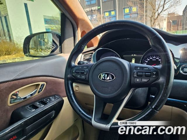 Kia The / новый New Carnival Noblesse Special, 2019 20