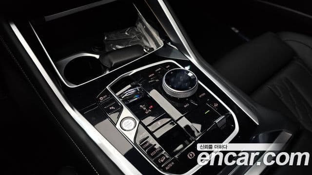 BMW X6 (G06) xDrive40i M Sport, 2025 9