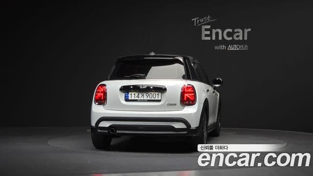 Mini Cooper 3세대, 2023 4