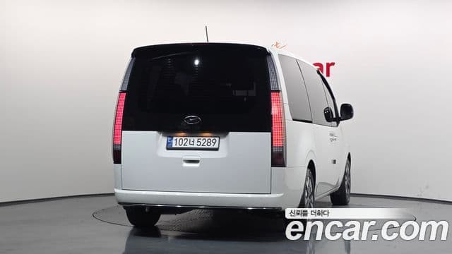 Hyundai Staria Inspiration, 2022 4