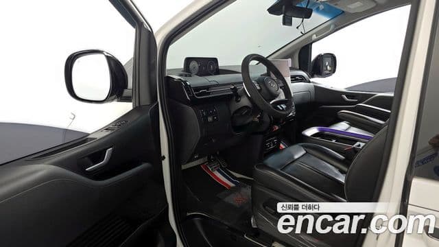 Hyundai Staria Inspiration, 2022 10