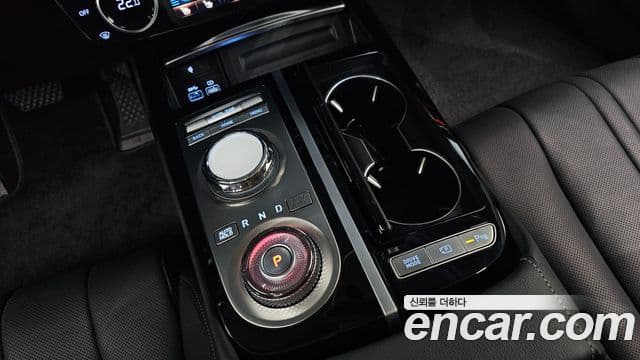 Genesis G80 (RG3) бензин 2.5 турбо AWD, 2024 9