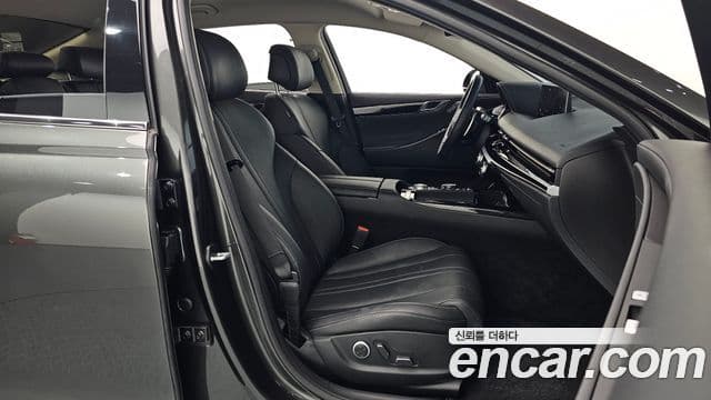 Genesis G80 (RG3) бензин 2.5 турбо AWD, 2024 10