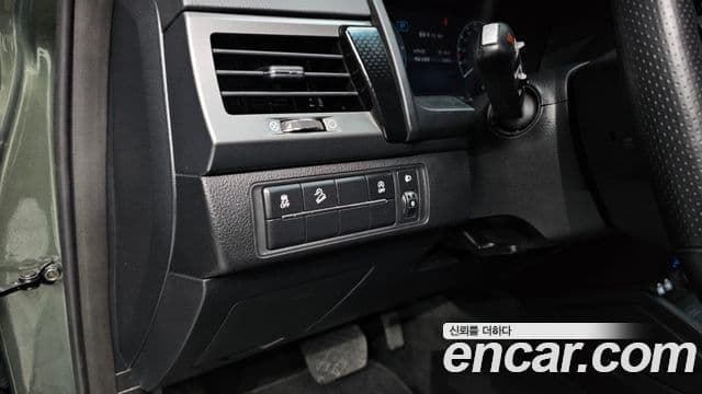 KG모빌리티(SsangYong) The / новый New Rexton Sport 칸 Prestige, 2023 17