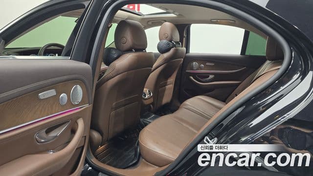 Mercedes-Benz E-класс W213 Exclusive, 2019 12