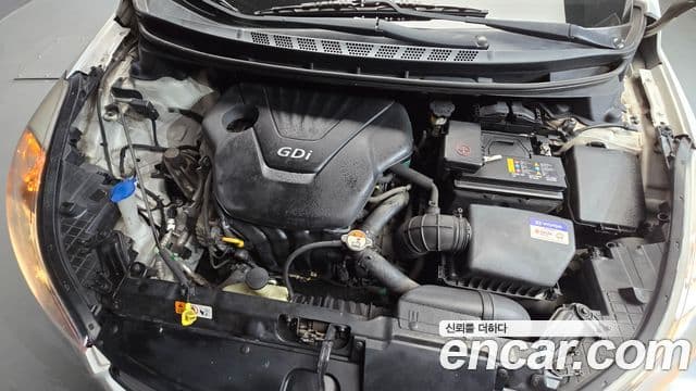 Hyundai Avante MD Modern, 2013 6