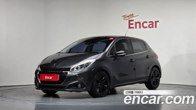 Peugeot 208 1.6 BlueHDi GT Line 5도어, 2017 1