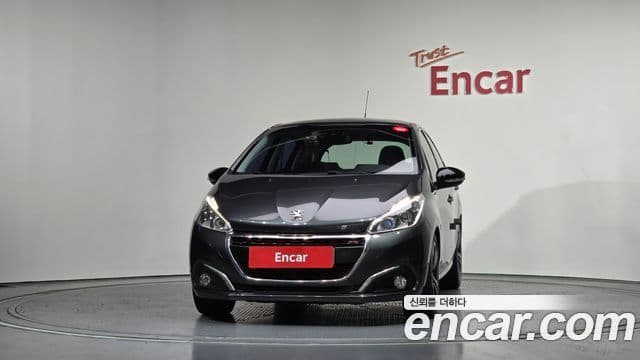 Peugeot 208 1.6 BlueHDi GT Line 5도어, 2017 3