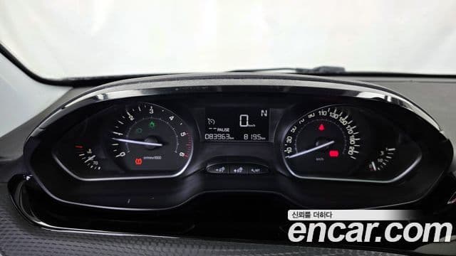 Peugeot 208 1.6 BlueHDi GT Line 5도어, 2017 8
