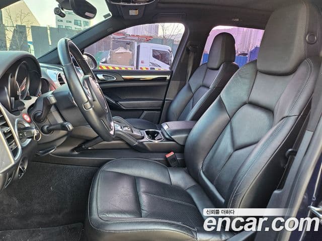 Porsche New Cayenne 958, 2014 9