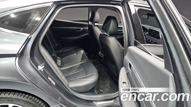Hyundai Sonata гибрид (DN8) Premium Plus, 2022 11