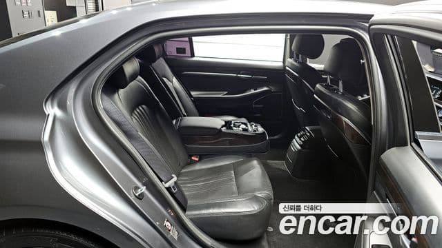 Genesis EQ900 Luxury, 2016 11