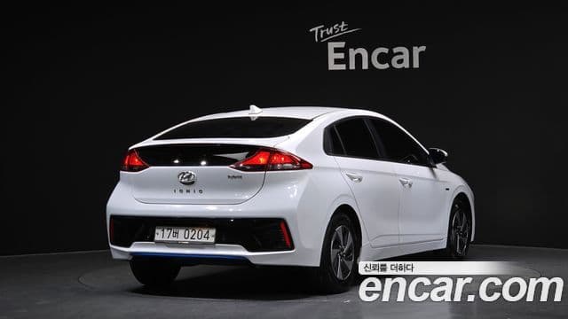 Hyundai Ioniq гибрид, 2016 2