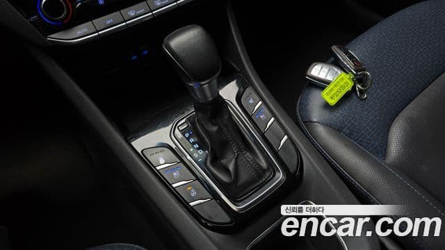 Hyundai Ioniq гибрид, 2016 9