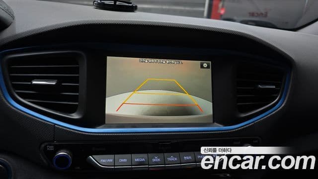 Hyundai Ioniq гибрид, 2016 16