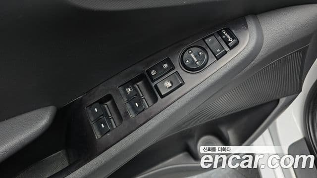 Hyundai Ioniq гибрид, 2016 17