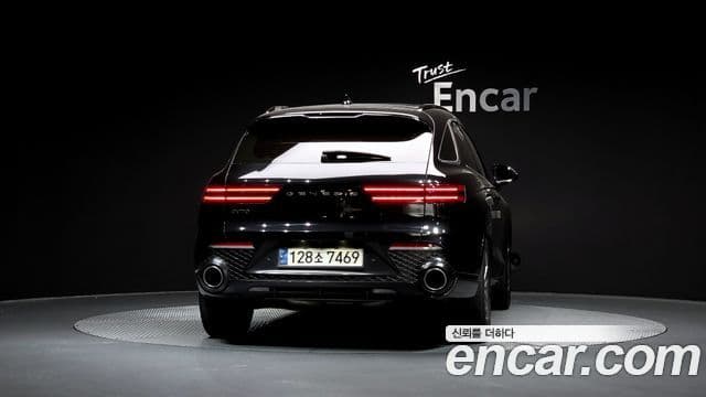 Genesis GV70, 2021 4