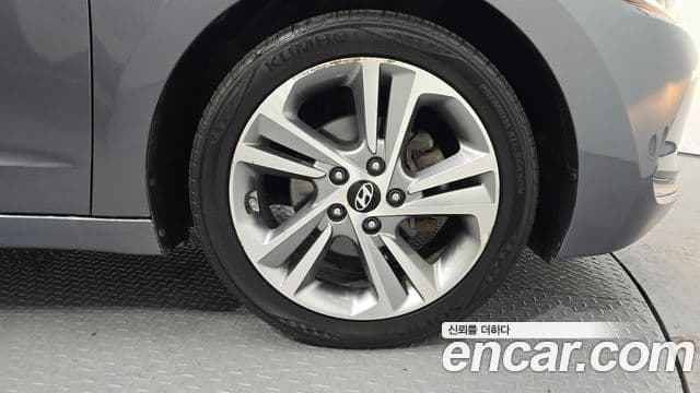 Hyundai Avante AD 1.6 GDI Value Plus, 2018 все фото