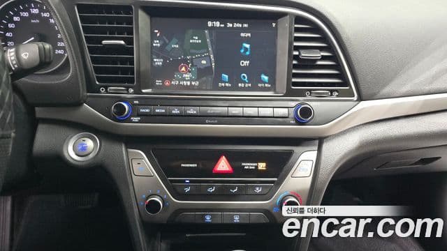 Hyundai Avante AD 1.6 GDI Value Plus, 2018 14