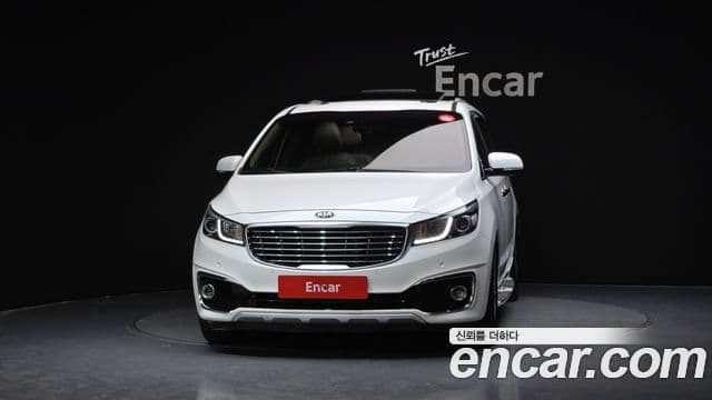 Kia All New Carnival Noblesse, 2016 3