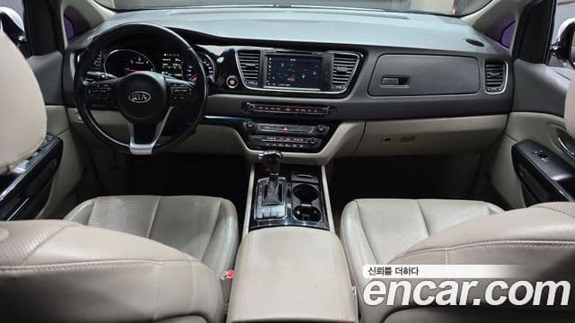 Kia All New Carnival Noblesse, 2016 7