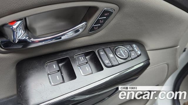 Kia All New Carnival Noblesse, 2016 14