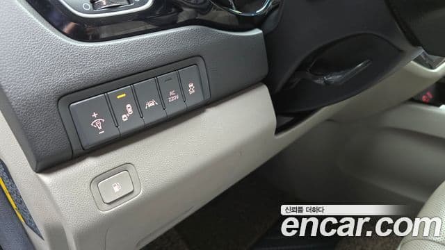 Kia All New Carnival Noblesse, 2016 15