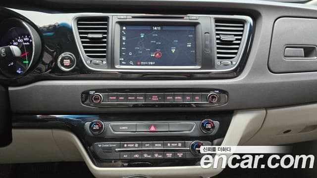 Kia All New Carnival Noblesse, 2016 16