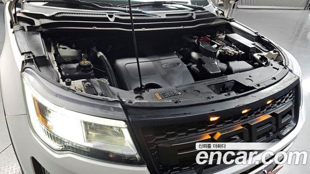 Ford Explorer 5세대, 2016 6