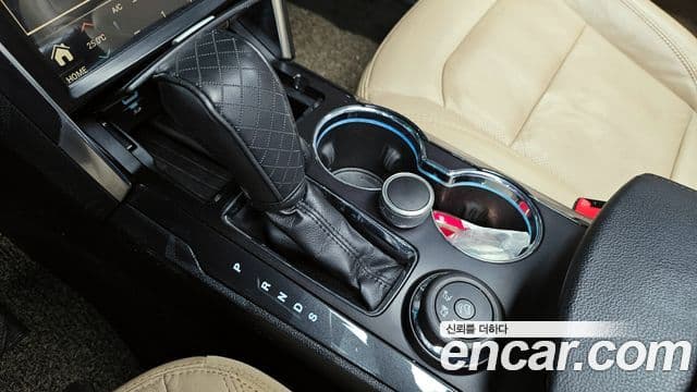 Ford Explorer 5세대, 2016 9