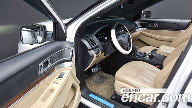 Ford Explorer 5세대, 2016 12