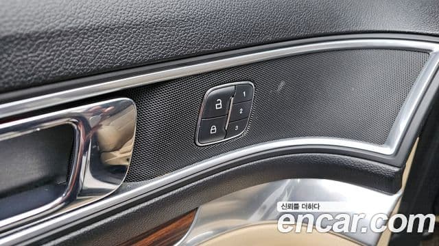 Ford Explorer 5세대, 2016 17