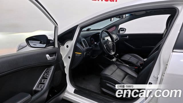 Kia K3 Luxury, 2015 11